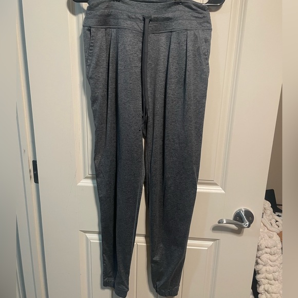 Joggers - Picture 1 of 4